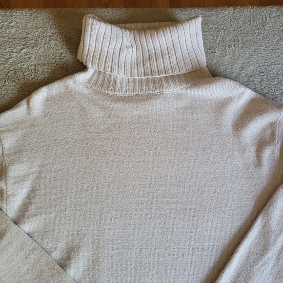 Laundry by Shelli Segal turtleneck sweater size medium - Picture 8 of 13